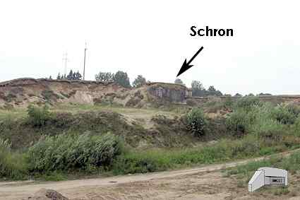 [Widok od strony drogi]