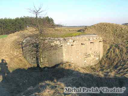 [Zamurowane strzelnice]