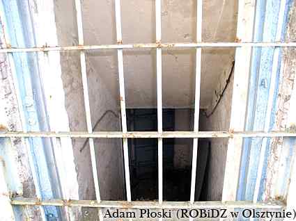 [Schron przeciwlotniczy]