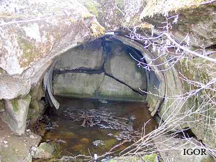 [Wysadzona izba pogotowia]