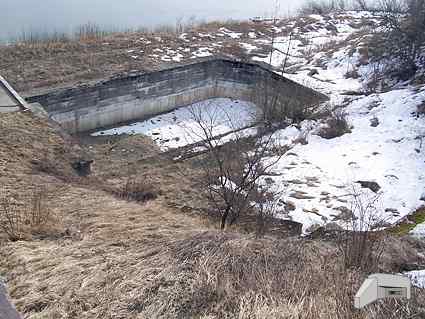 [Lewobrze�ny przycz�ek]