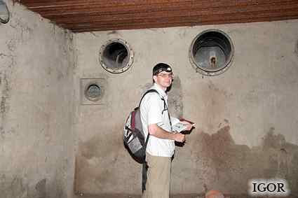 [Lewobrze�ny przycz�ek]