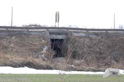 [Przepust pod drog�]