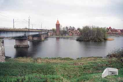 [Widok most�w z lewego brzegu Nogatu]