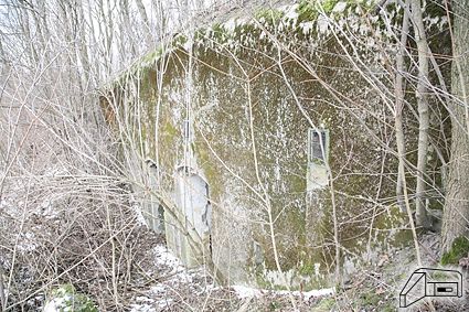 [Lewy schron amunicyjny]