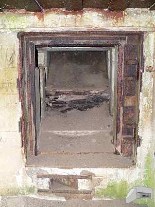 [Wyj�cie ewakuacyjne z drzwiami 410P9]