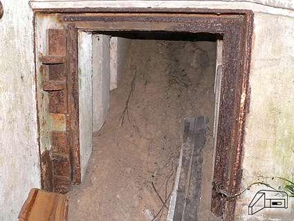 [Wyj�cie ewakuacyjne z drzwiami 410P9]