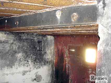 [Strzelnica w izbie flankuj�cej]