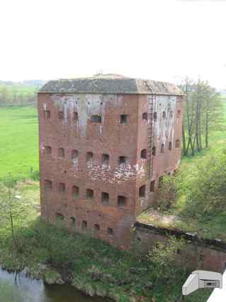 [Po�udniowa wie�a]