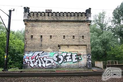 [Widok lewobrze�nych blokhauz�w]