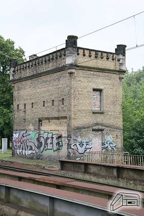 [Widok lewobrze�nych blokhauz�w]