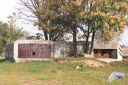 [Widok schronu od po�udnia]