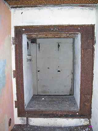 [�luza przeciwgazowa]